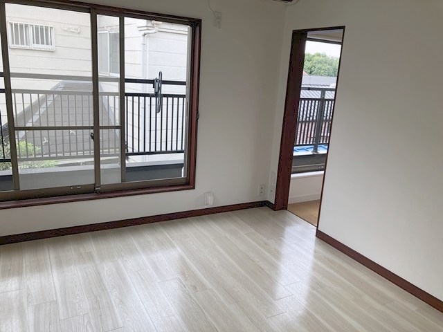 下馬４丁目戸建 玄関