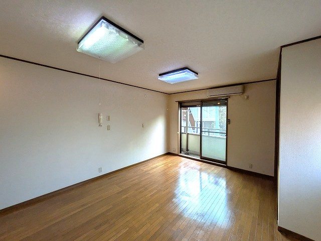 リベール鷹番 リビング