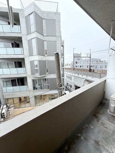 笹崎ボクシングビル ベランダ