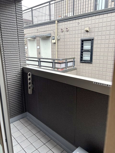 エスト学芸大学 ベランダ