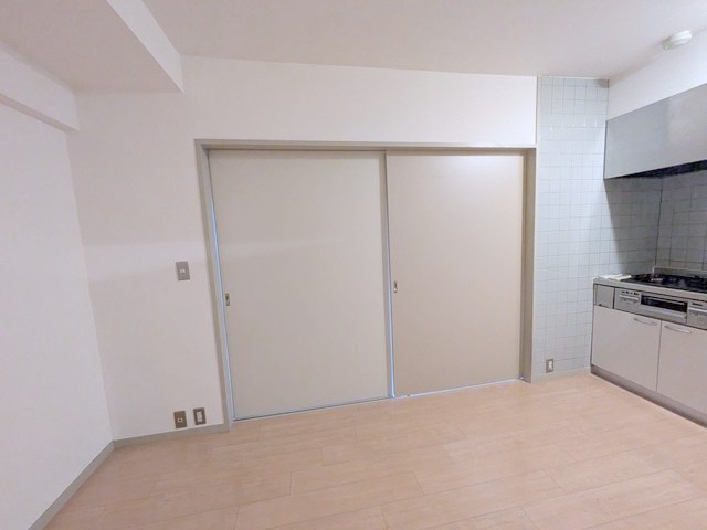 シャングリラ自由が丘 リビング