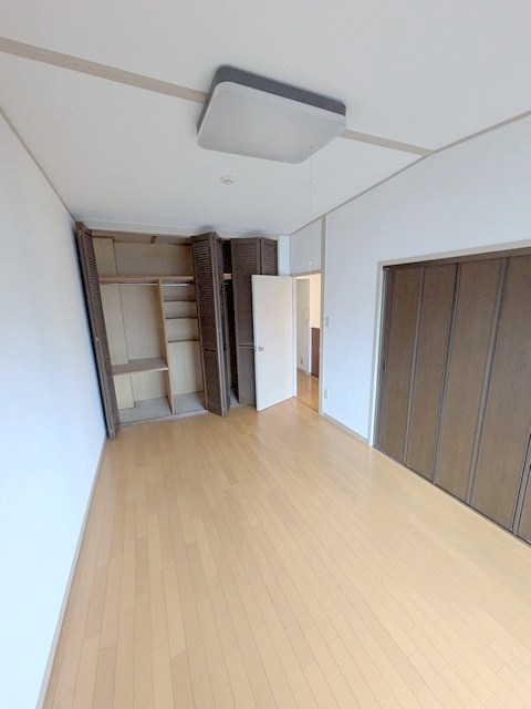 下馬ガーデンホームズ 玄関