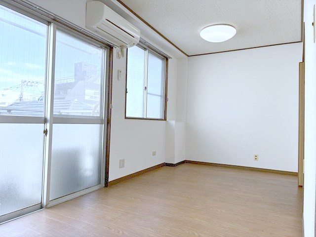 クリスタルコーポ学芸大 玄関