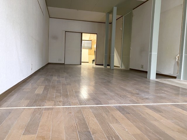 北沢１丁目店舗 玄関