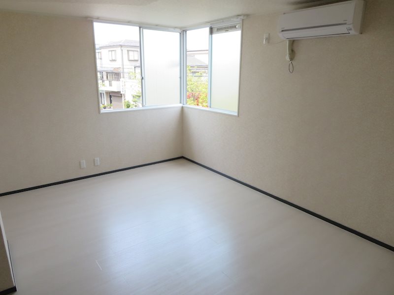 第５山秀ビル リビング