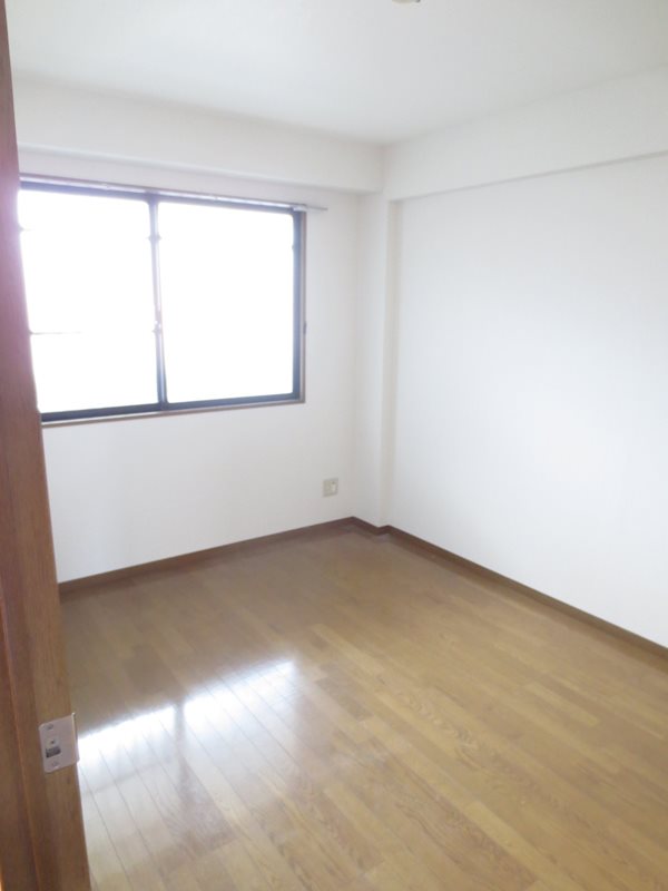 ソレーユ塩焼 ベッドルーム