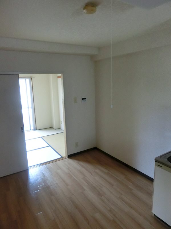 第２佐竹ビル リビング