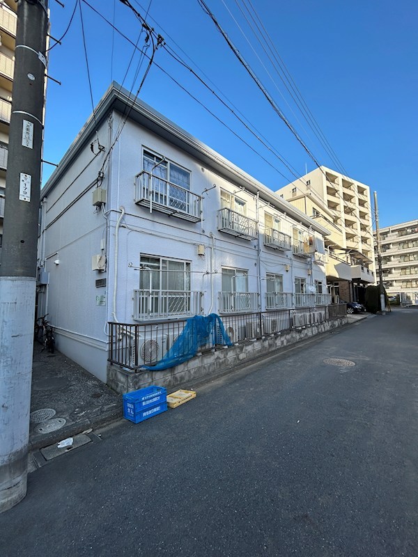 アローハイツ 外観