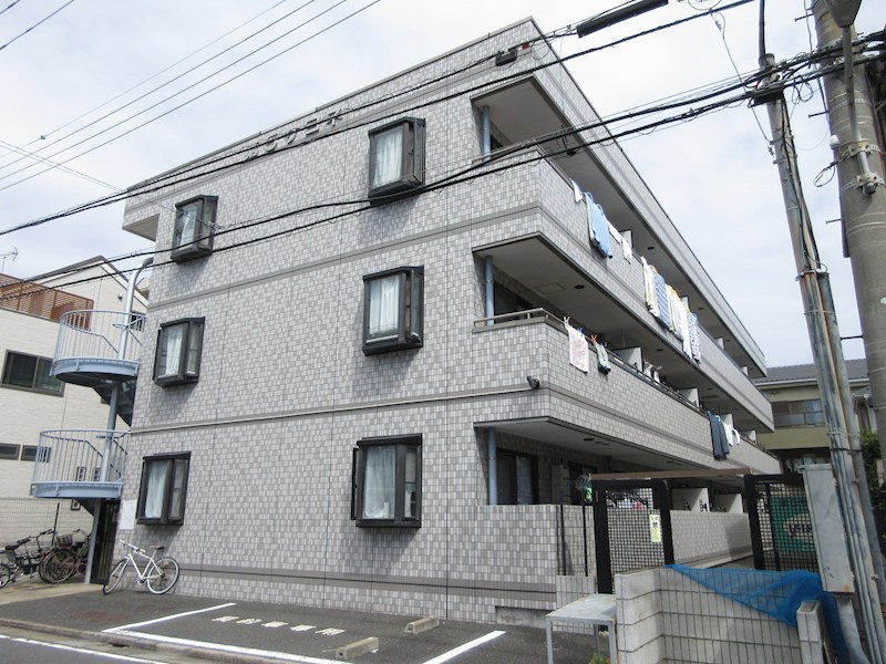 第５サヨネビル 102号室 外観