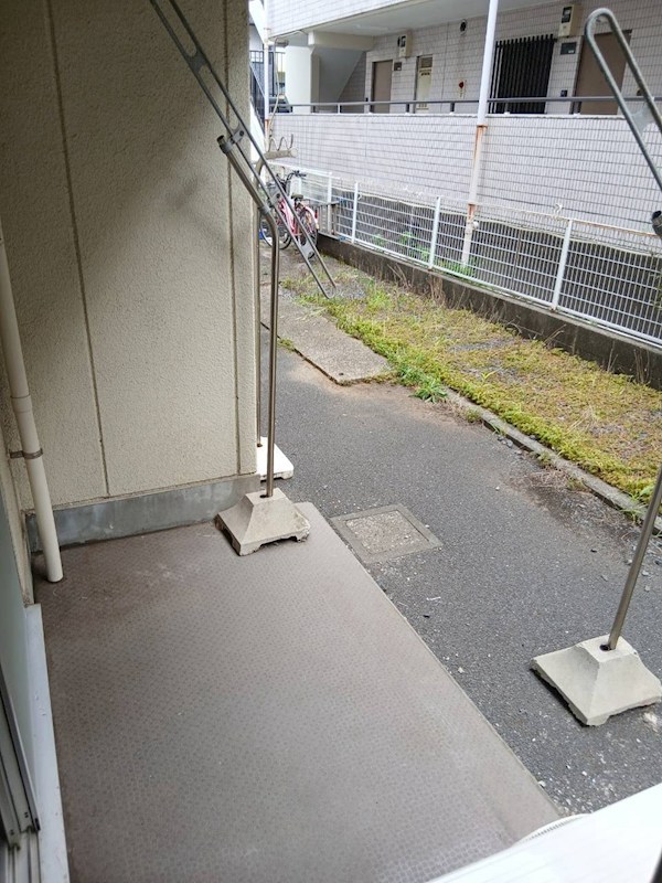 メルセデス ベランダ