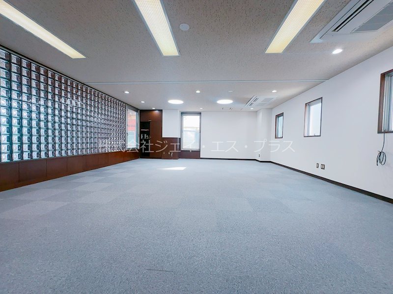 GFEビル 玄関