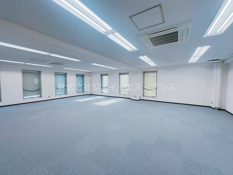GFEビル 玄関