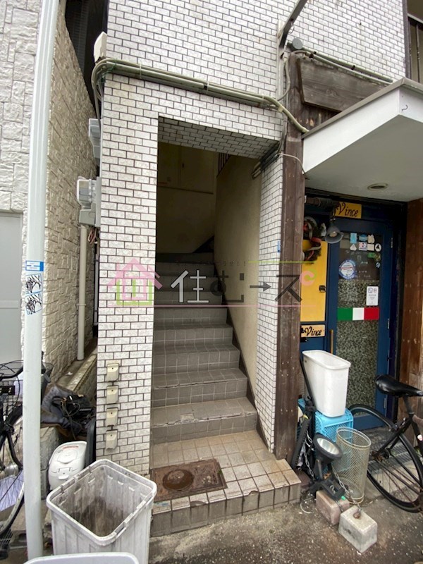 千代崎ハイツ エントランス