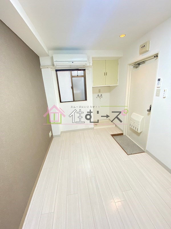 アパートメント東淀川Ⅶ リビング