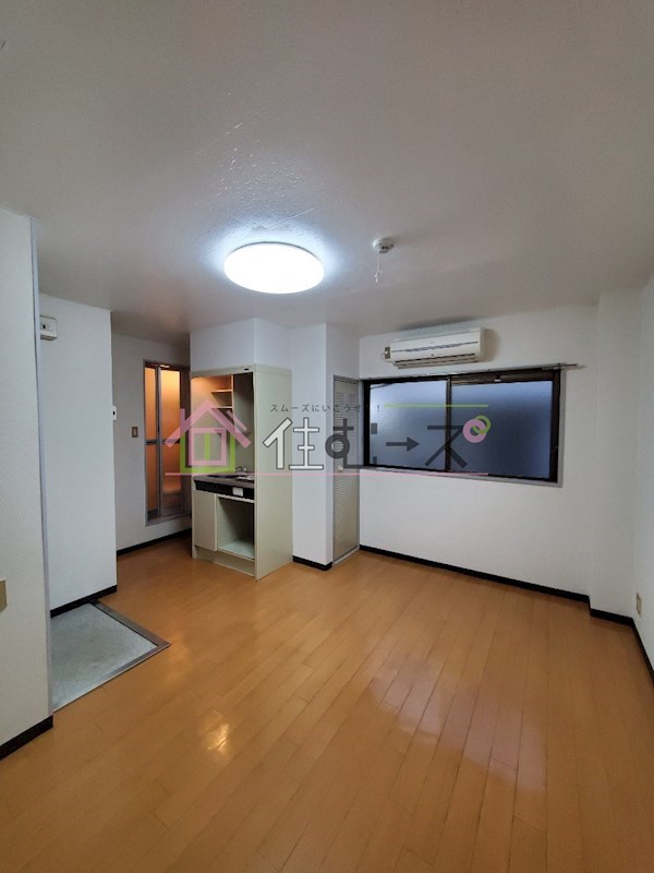 プレアール井高野 リビング