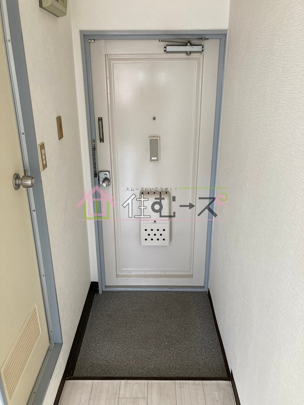 アパートメント住吉Ⅲ 玄関