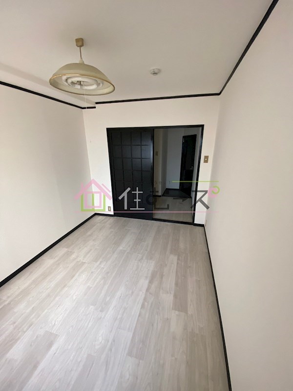 OLA COURT西田辺 リビング