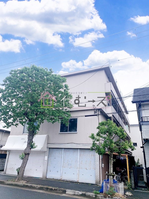 アローハイツ 外観