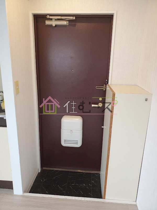 カペルハイツ 玄関