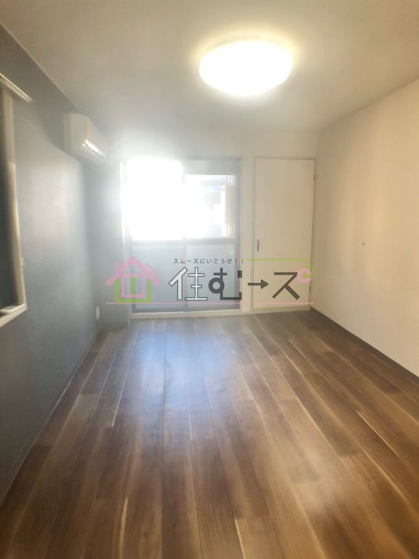 OMレジデンス西加賀屋 ベッドルーム