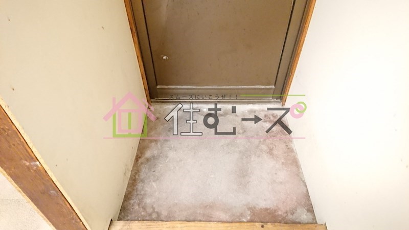 市元2丁目マンション 玄関