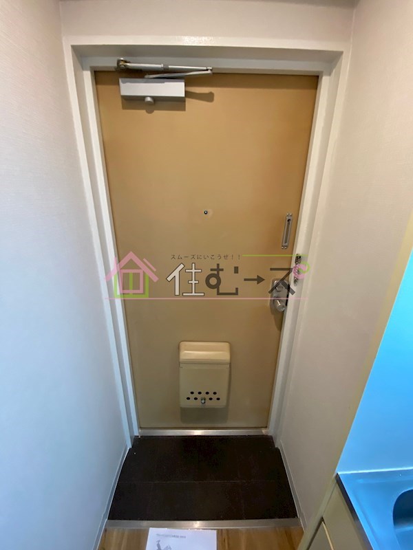 レガーレ大正 玄関