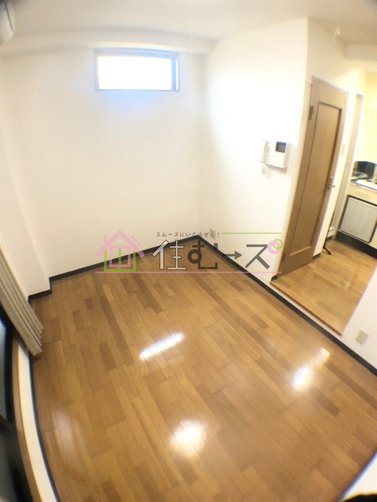 プチコート今里 ベッドルーム