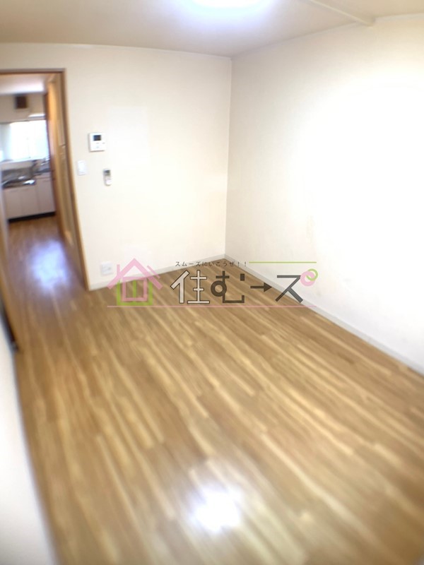 千本中ハイツ リビング