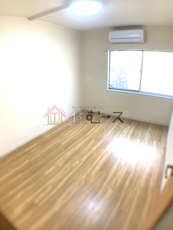 千本中ハイツ ベッドルーム