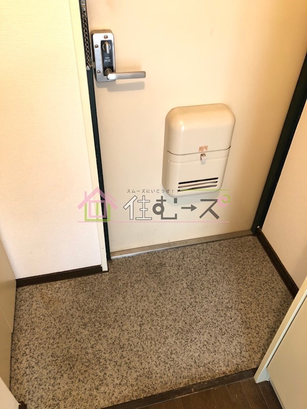 シャイニングスター 玄関