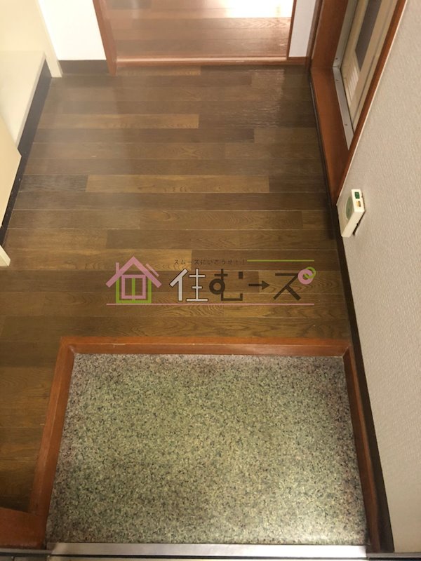ハイツマエダ 玄関