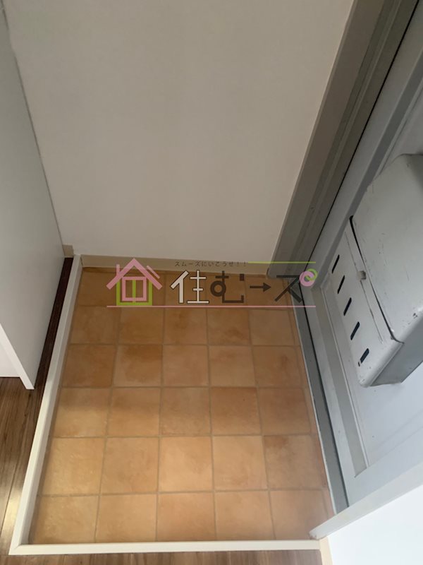 メゾンなごみ 玄関