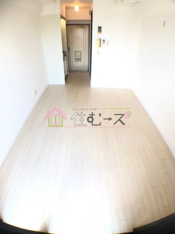 グルパ十三 リビング