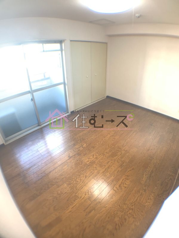 タカミビル ベッドルーム