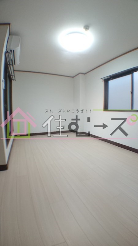 コーポ泰山 リビング