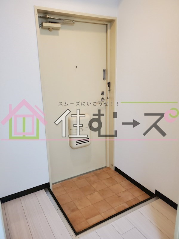 サンプラザ今里Ⅵ番館 玄関