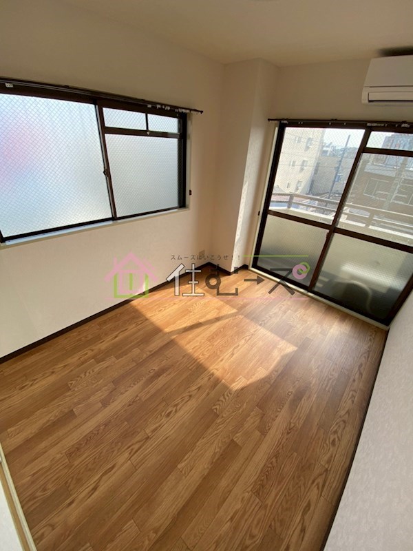 ロイヤル田島 ベッドルーム