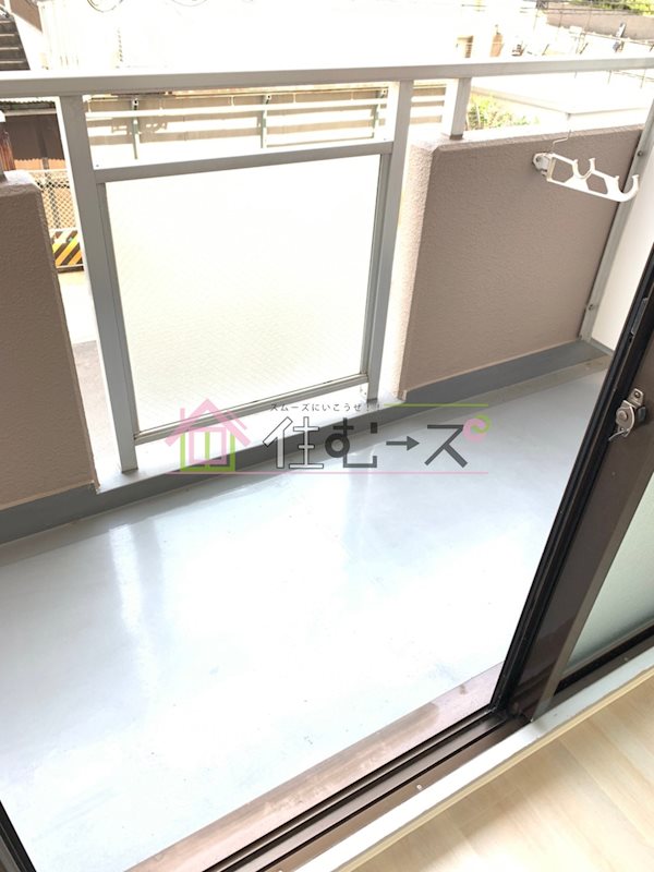北梅田サニーアパートメント ベランダ
