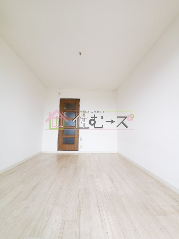 コスモタウン中川西 リビング