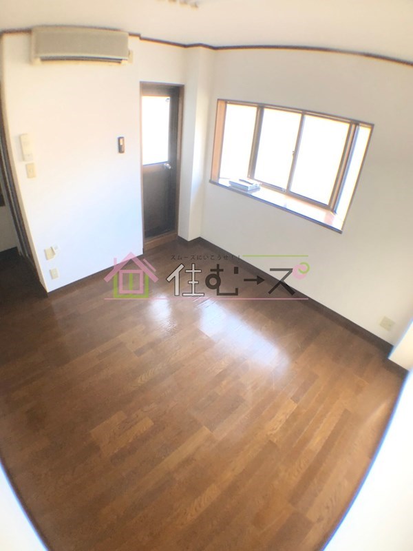 オズハイツ中川 リビング