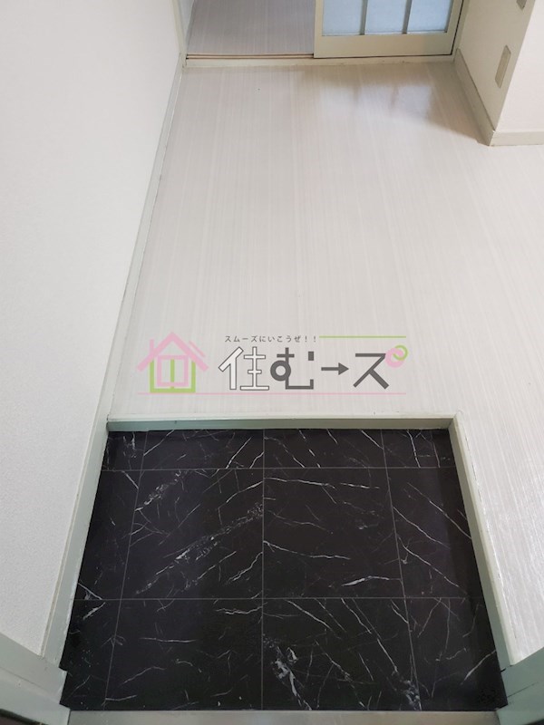 コーポ中野 玄関