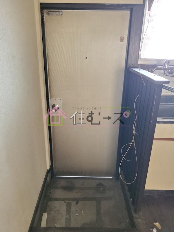 ニュー春日マンション 玄関