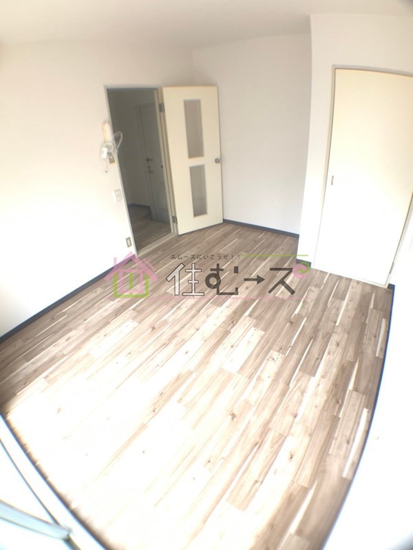 オーナーズマンション　ラルース リビング