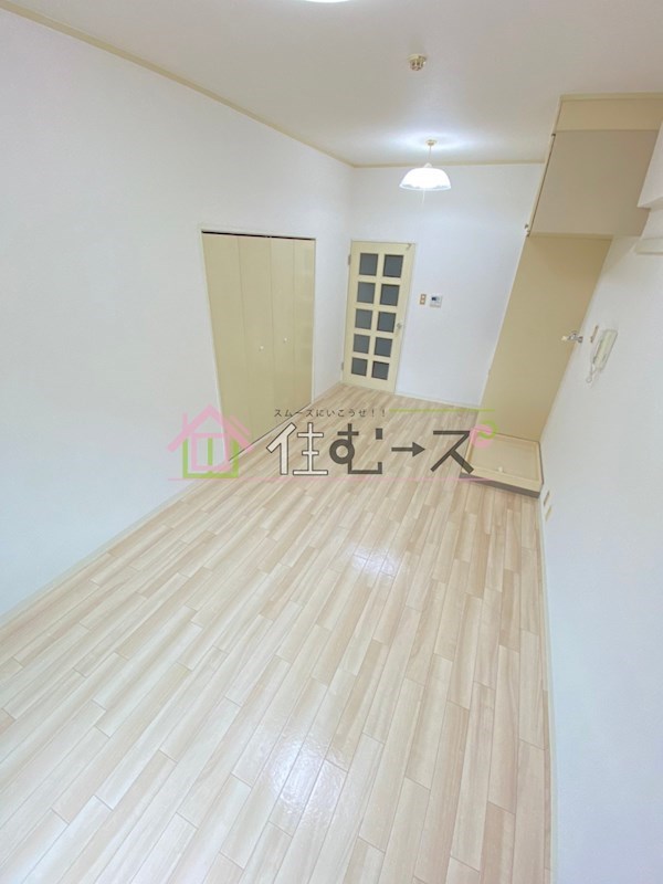 エール新谷 リビング