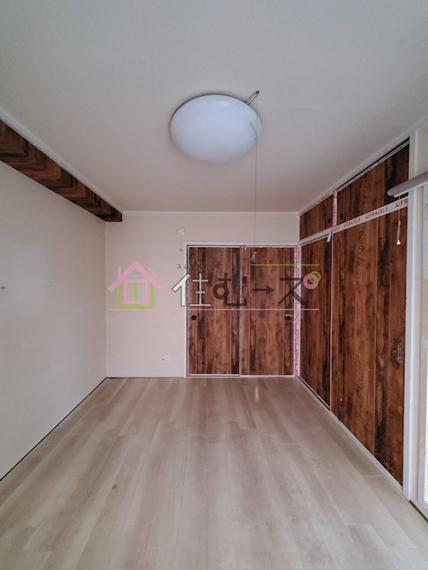 レガーロ北津守 リビング