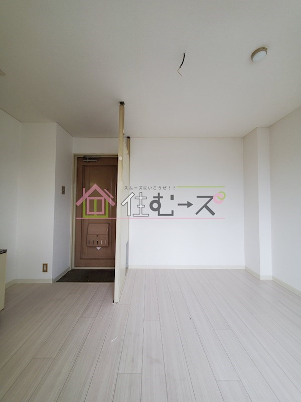 ウィン長居西 リビング