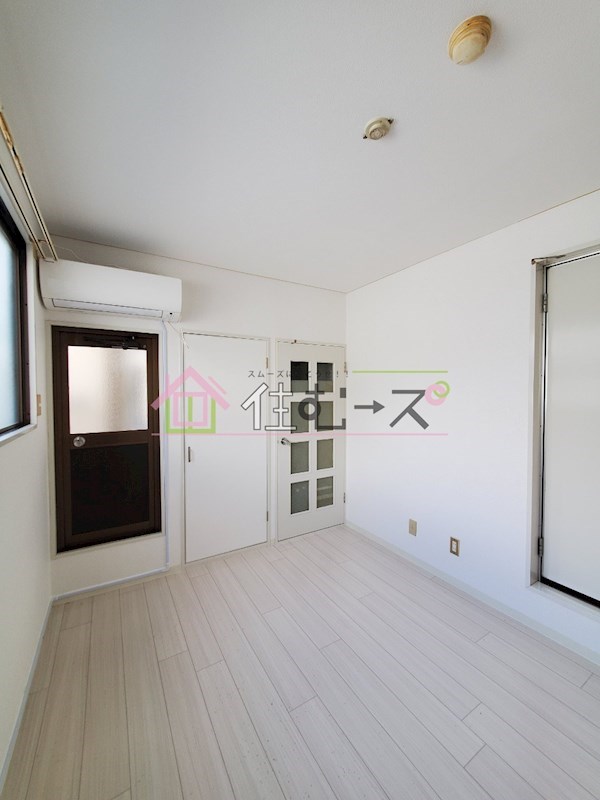 ロイヤルシャトー雅 リビング