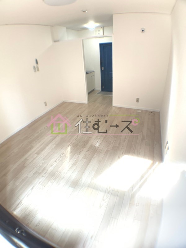 ユーハイツ京町堀 リビング