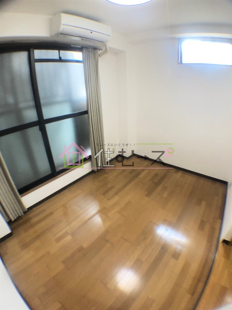 プチコート今里 リビング