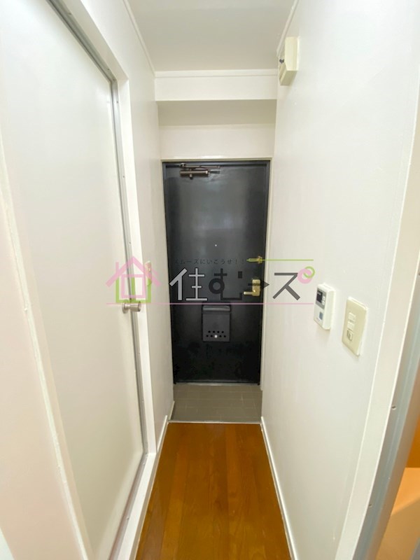 エレガンス5 玄関